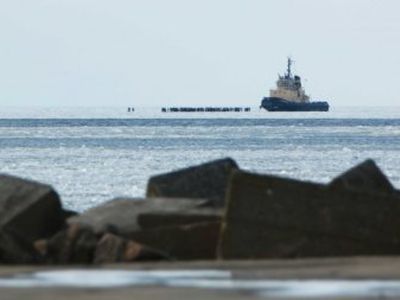 Gelbėjimo operacija Latvijoje: ant dviejų atskilusių ledo lyčių – daugiau kaip 200 žmonių - Pasaulyje