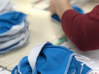 "Utenos trikotažas" начинает массовое производство не медицинских защитных масок - Литва и страны Балтии