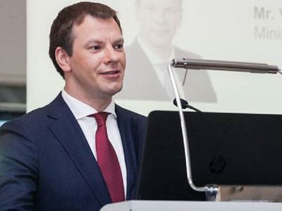 Минфин Литвы: бюджет можно менять как угодно, кроме расходов на армию - Литва и страны Балтии