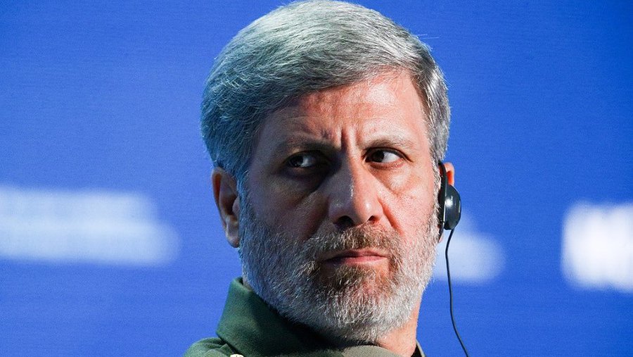 Министр обороны Ирана: противостояние политике США спасет мир от "новых Гитлеров" - В Мире