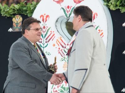 Užsienio reikalų ministras įteikė „Aukso paukštės“ apdovanojimą geriausiam užsienio lietuvių mėgėjų meno kolektyvui - Kultūros ir sporto renginiai