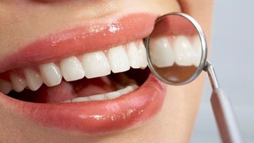 5 привычек, которые разрушают наши зубы