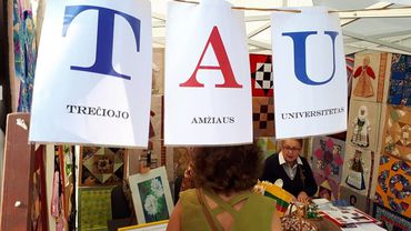 "Trečiojo amžiaus universitetas: tautų draugystės ir kūrybos universitetas"