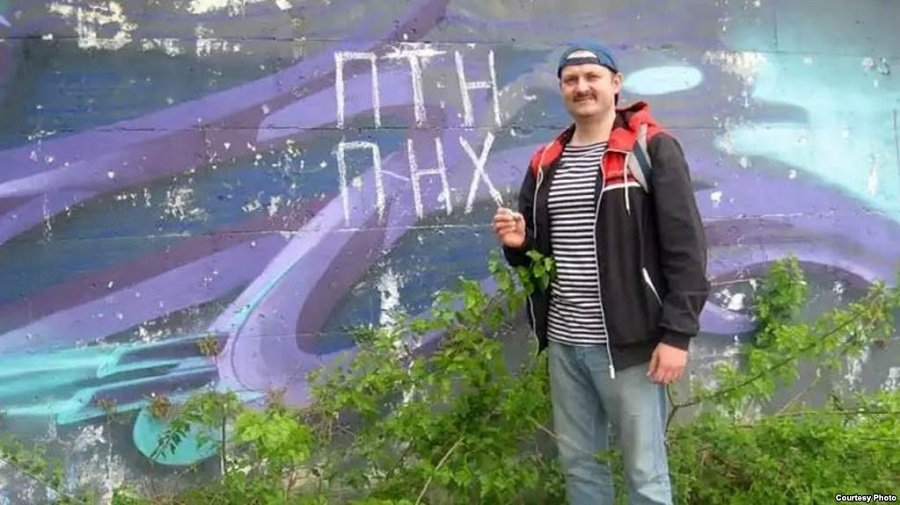 Литва предоставила убежище журналисту из России - Литва и страны Балтии