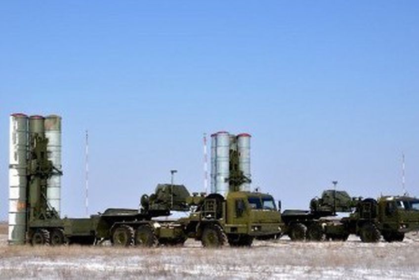 Минобороны РФ разместит комплексы С-400 на границе России                                                                