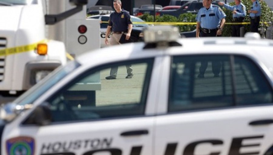 Тема оружия в США не закрыта: 5-летний малыш застрелил сестру

 - Происшествия и криминал