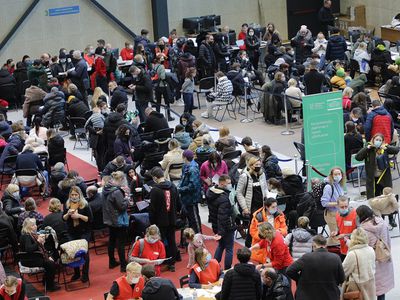 Собранной для беженцев из Украины помощи хватит до 1 апреля - Литва и страны Балтии