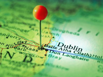 Правительство Ирландии просит безработных граждан покинуть страну, чтобы не выплачивать им пособие - В Мире