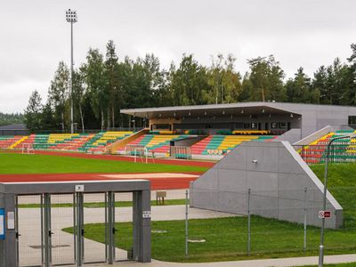 Почему городской стадион не зарабатывает денег? - В Висагинасе