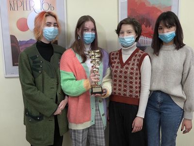 Юные знатоки достойно представляют Висагинас на международных турнирах "Что? Где? Когда?" (видео) - В Висагинасе