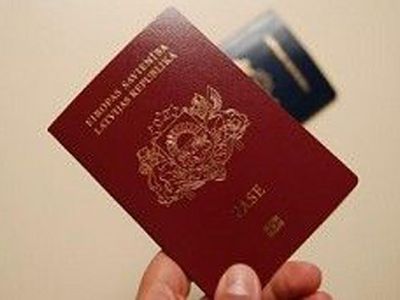 Минюст Латвии предложил лишать гражданства без суда - Литва и страны Балтии