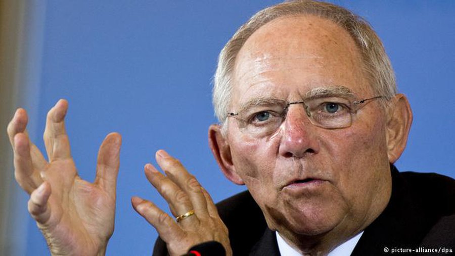 Немецкий министр назвал французский "Национальный фронт" фашистской партией - В Мире