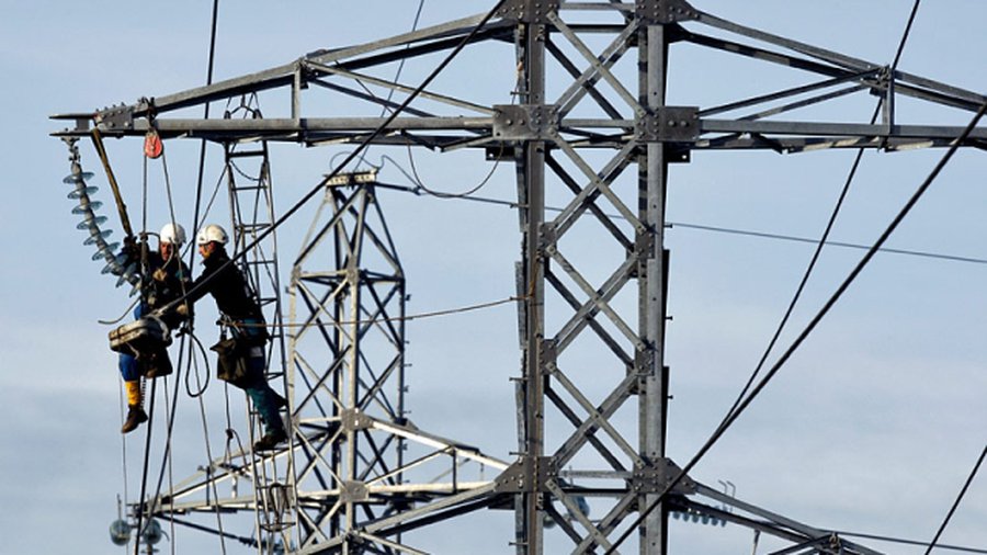 «Святой Иуда» разбушевался: в Латвии полностью обесточены три города - В Мире