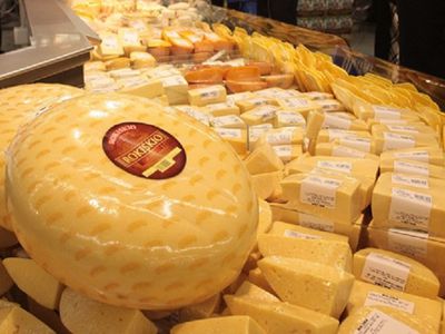 "Рокишке сурис" распахнул двери мировому молочному гиганту - Экономика и бизнес