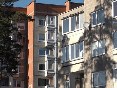 В Висагинасе курение на балконах запрещено уже в 20 жилых домах (видео) - В Висагинасе