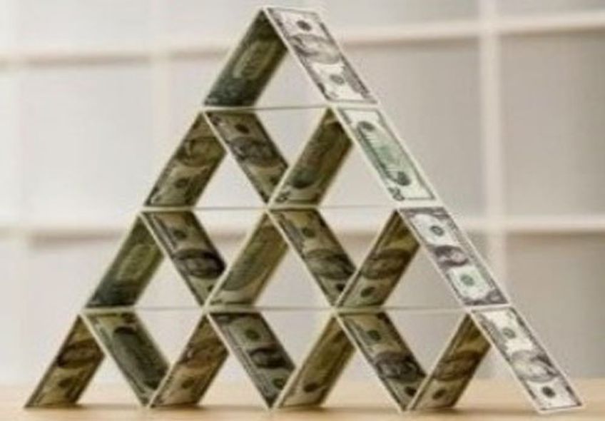 В США раскрыли «финансовую пирамиду» для звезд Голливуда