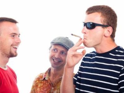 Курильщики имеют лишнюю неделю отпуска в году - Наука и здоровье