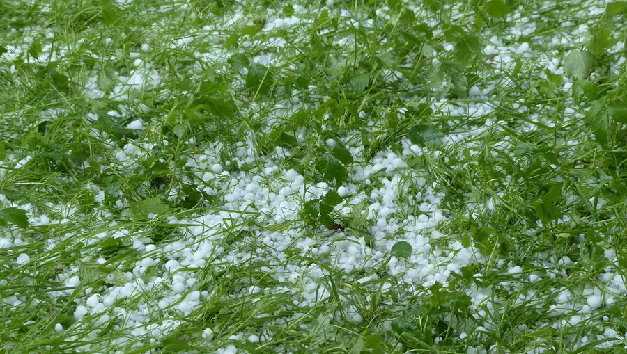 Погода: будет душно, затем пройдет ливень с градом - Литва и страны Балтии