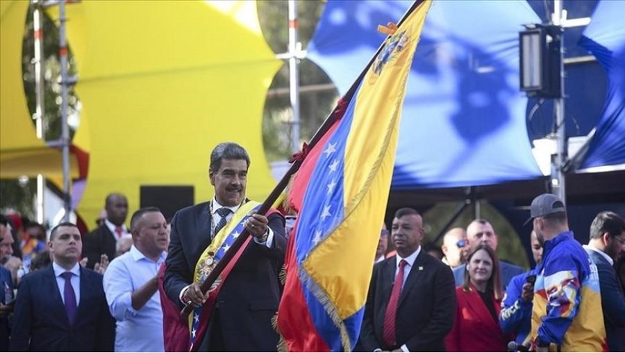 СМИ: Николас Мадуро в третий раз вступил в должность президента Венесуэлы - В Мире