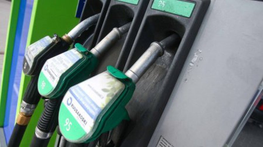 Представители АЗС объяснили, почему розничная цена на горючее остается высокой - Хобби, отдых и развлечения