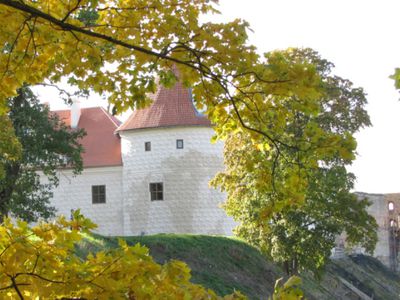 Любителям дворцов и замков посвящается. 
Висагинас – Бауска – Рундале - В Висагинасе