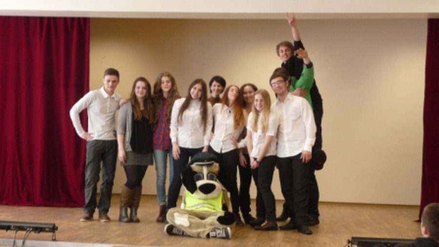 Visagino „Atgimimo“ gimnazijos komanda „TTT“ dalyvavo teisinių žinių konkurso „Temidė“ trečiajame etape  - Visagine