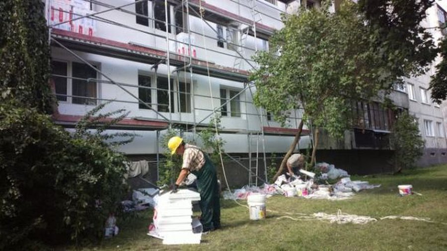 Старт великой реновации домов перенесен на октябрь, но строители предупреждают —
зимой работы остановятся или подорожают

 - Литва и страны Балтии