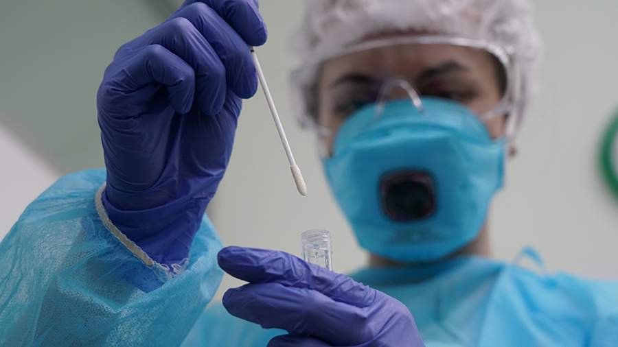 ВОЗ отслеживает штамм COVID-19, обнаруженный в России - Литва и страны Балтии