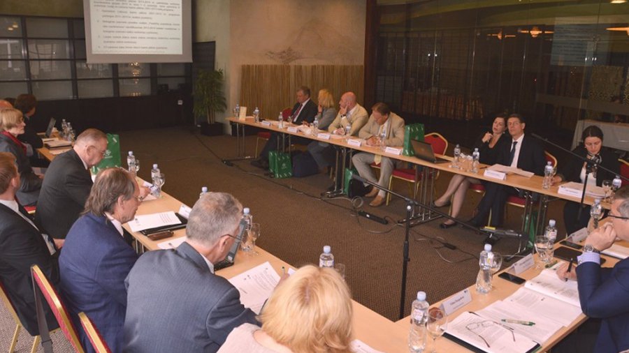 Nuo kiaulių maro nukentėjusiems ūkininkams – papildomi milijonai - Lietuva ir Baltijos šalys