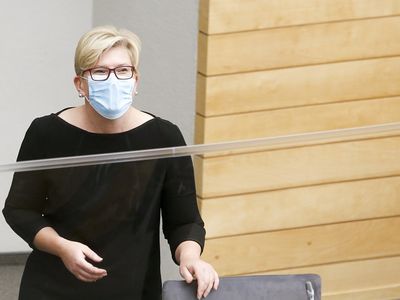 Вступающая в должность премьера Литвы Шимоните готова первой пройти вакцинацию от COVID-19 - Литва и страны Балтии