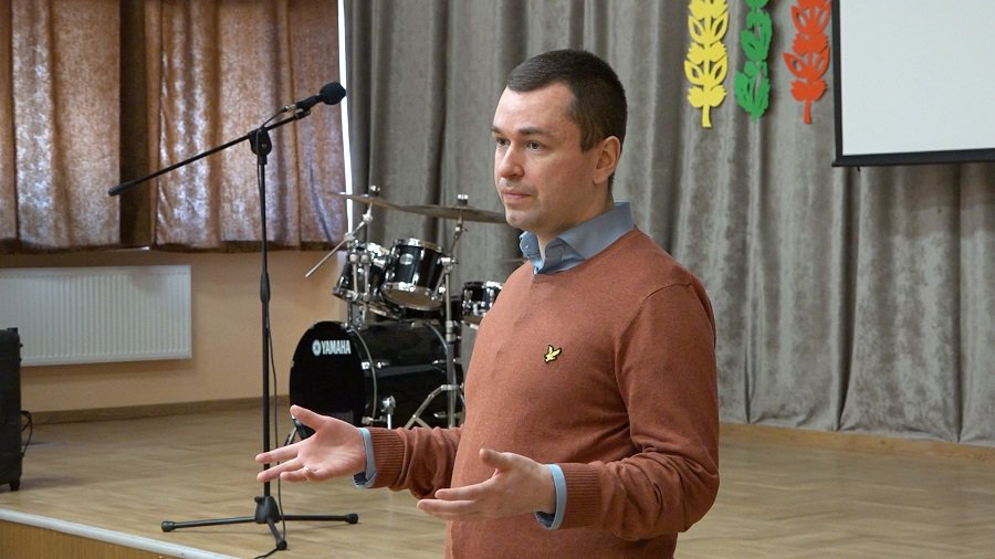 В Висагинасе прошли семинары об устойчивости к пропаганде (видео) - В Висагинасе