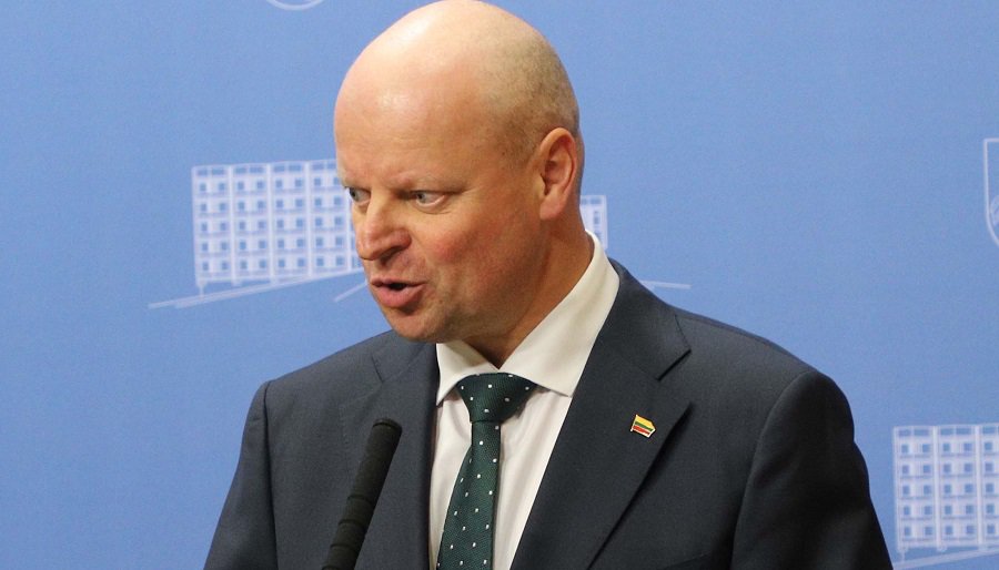 С.Сквернялис: налог на банки мог бы вступить в силу уже в будущем году - Литва и страны Балтии