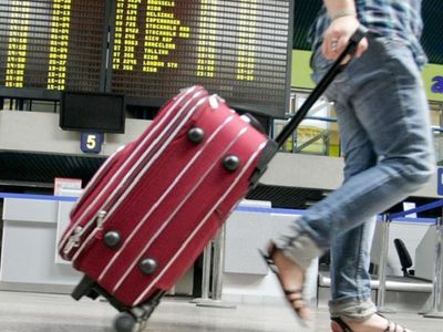 После карантина в Литве прогнозируют невиданную ранее волну эмиграции - Литва и страны Балтии