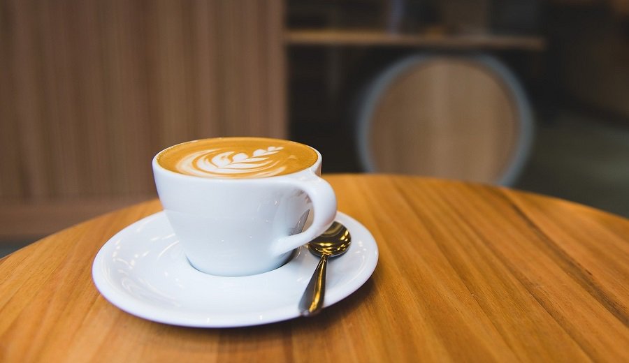 Парламентский Комитет по бюджету и финансам одобрил бессрочную льготу по НДС для учреждений общепита - Литва и страны Балтии