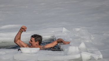 Rekordas: čekas panėręs po ledui įveikė 80 metrų atstumą