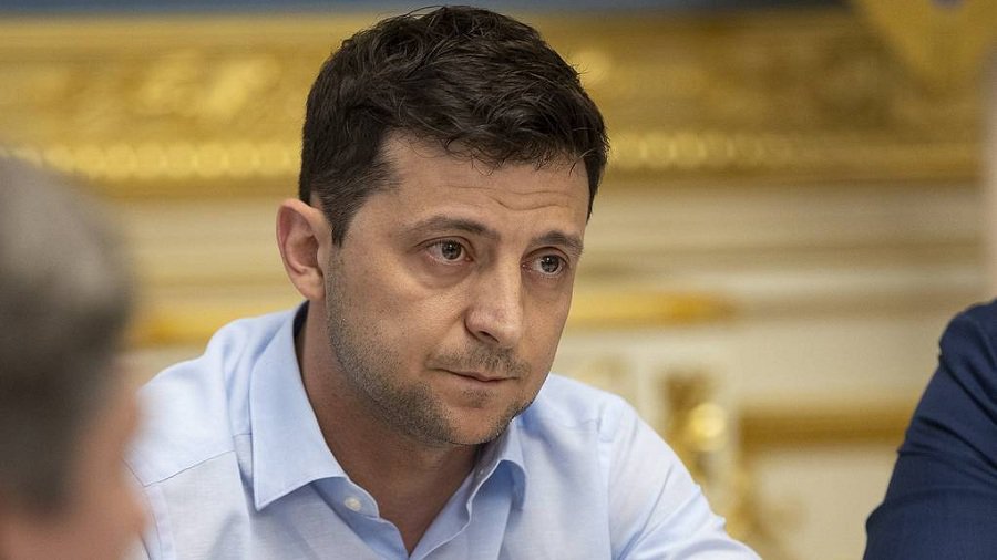 Зеленский предложил Путину встретиться в Минске - В Мире