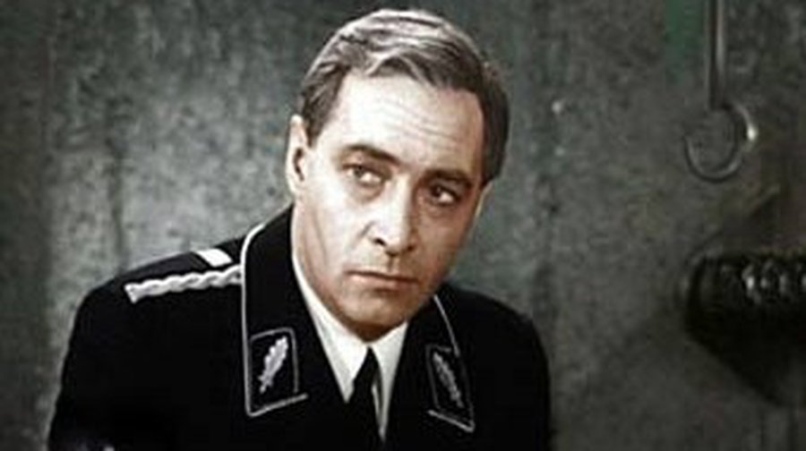 Питерские коммунисты подадут в суд на создателей цветного Штирлица - Культурные и спортивные мероприятия