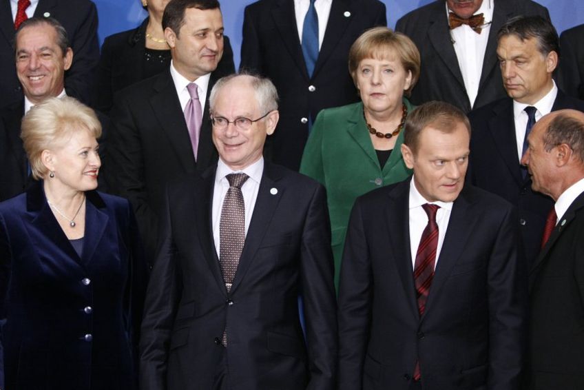 Страны Балтии выступают против режима экономии в ЕС

