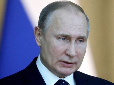Путин похвалил ФСБ за сохранение в тайне разработок нового оружия - В Мире