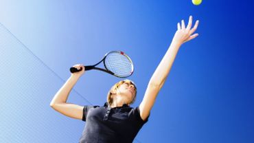 Организаторы Уимблдонского турнира попросили теннисисток воздержаться от громких криков на корте                