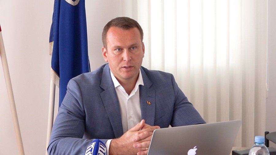 Врио мэра Е. Шуклин: «Думаю, что нет давления и жестких  нарушений со стороны администрации» (видео) - В Висагинасе