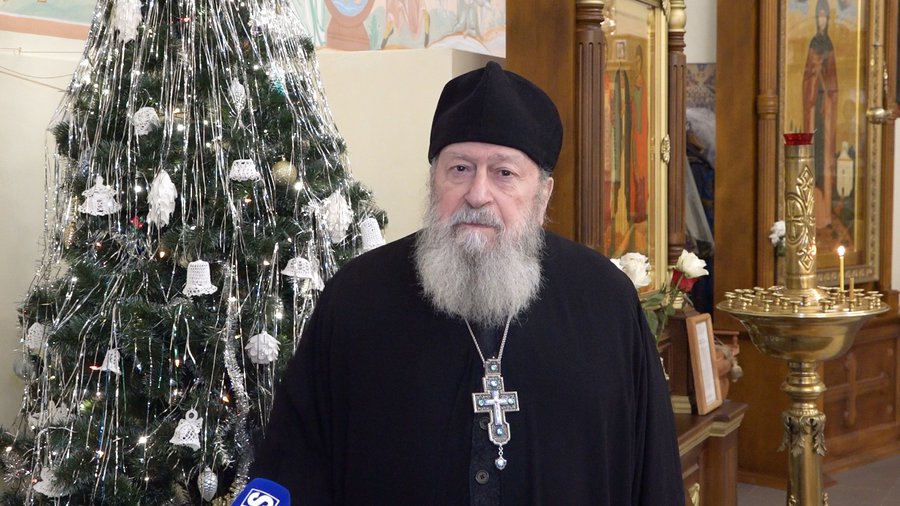 Отец Иосиф поздравляет жителей Висагинаса с Рождеством Христовым (Видео) - В Висагинасе