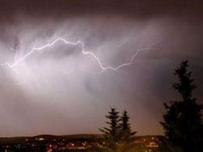 Шквал нанес литовским селянам ущерб в 120 тысяч литов  - Литва и страны Балтии