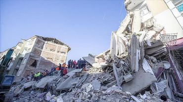 Литовская поисково-спасательная команда и гуманитарная помощь отправляются в пострадавшую от землетрясения Турцию