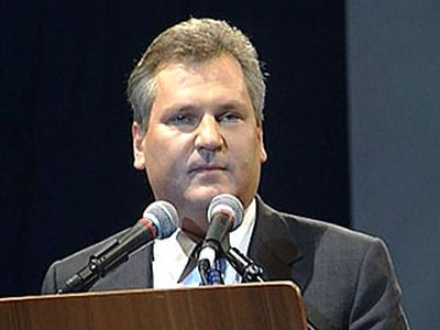 Экс-президент Польши Квасьневский претендует на пост главы НАТО - В Мире