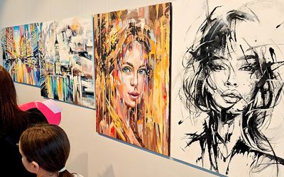 Открытие семейной выставки Калининых «Диалог времён» (видео) - В Висагинасе