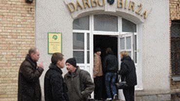 Литовских безработных обозвали симулянтами и выдворяют из страны
