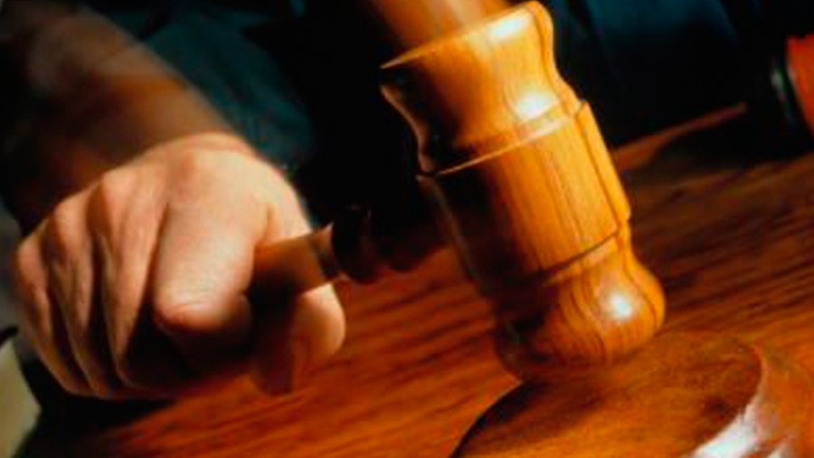 Суд постановил арестовать подростка, убившего сожителя матери - Происшествия и криминал