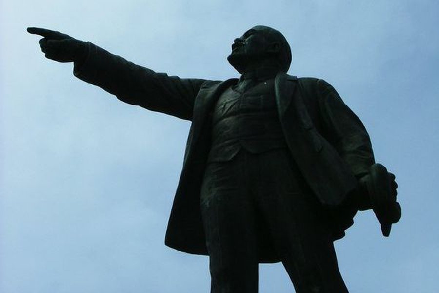 День рождения вождя мирового пролетариата отметят митингами и возложениями цветов - В Мире