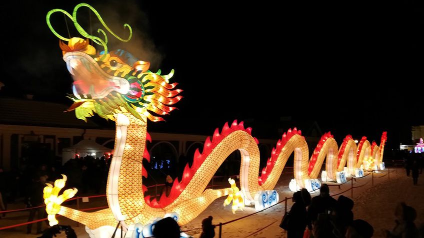 Фестиваль Больших Китайских фонарей в Пакруойском поместье (Фотогалерея)